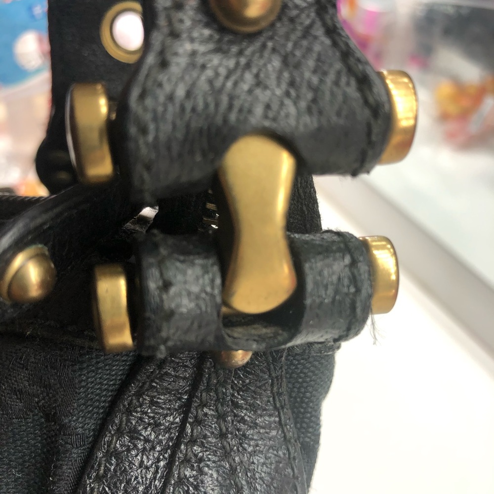 Authentic Gucci purse - Picture 13 of 16